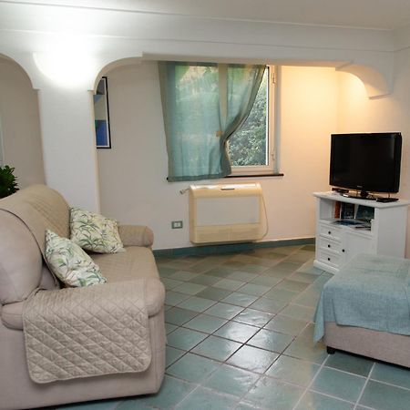 Casa Marina Ischia Apartment Екстериор снимка